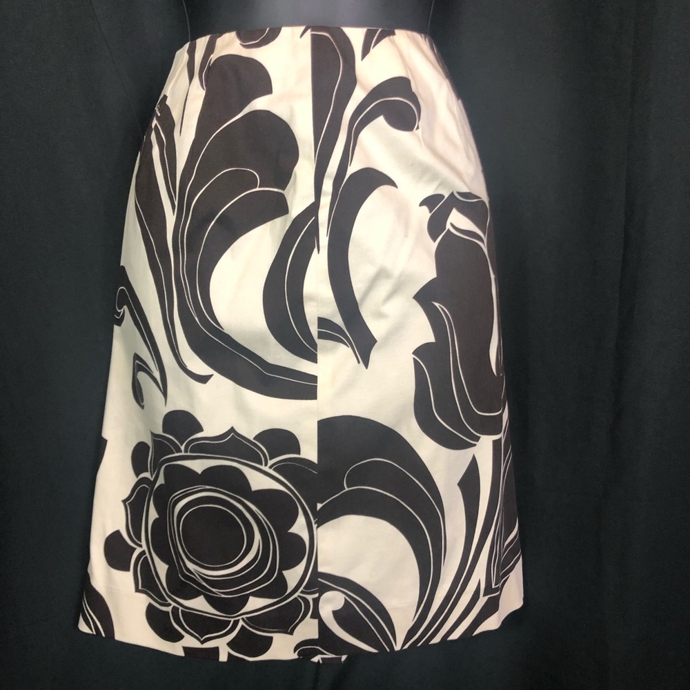 THE Floral Skirt